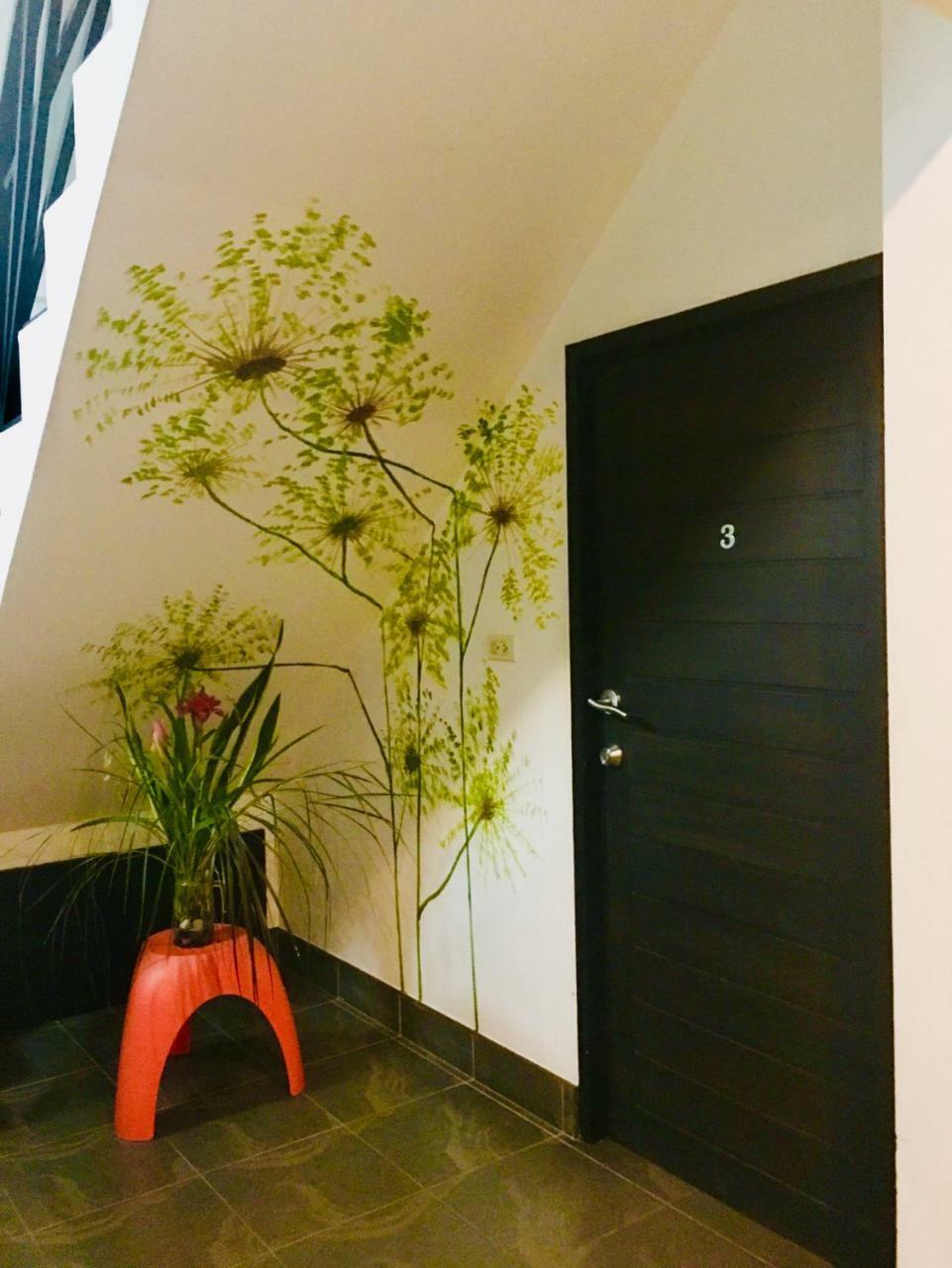 Mo De Loft Hotell Talat Yai Exteriör bild