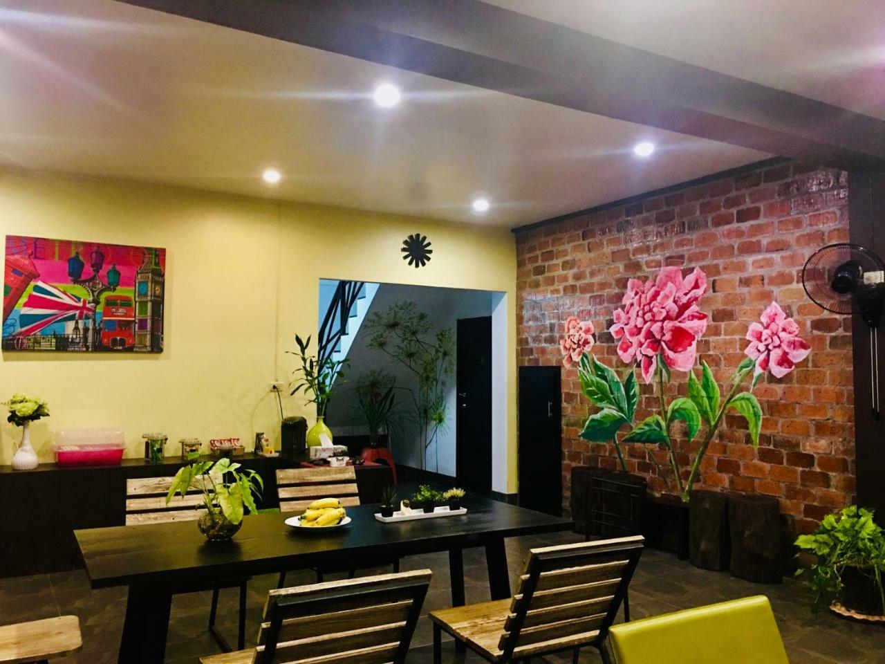 Mo De Loft Hotell Talat Yai Exteriör bild